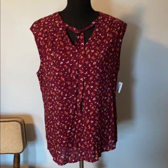 Old Navy Womens Sleeveless Top Maroon floral L NWT - Picture 1 of 5